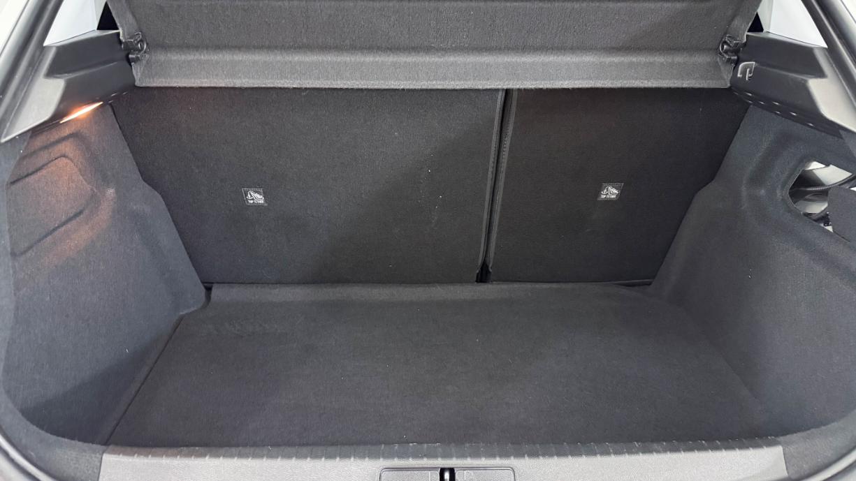 Corsa - View model