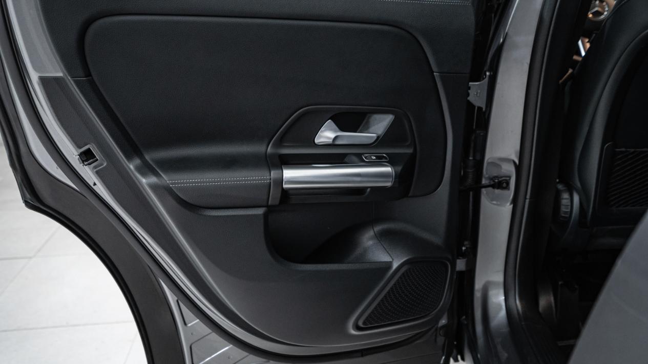 GLA 250 - View model