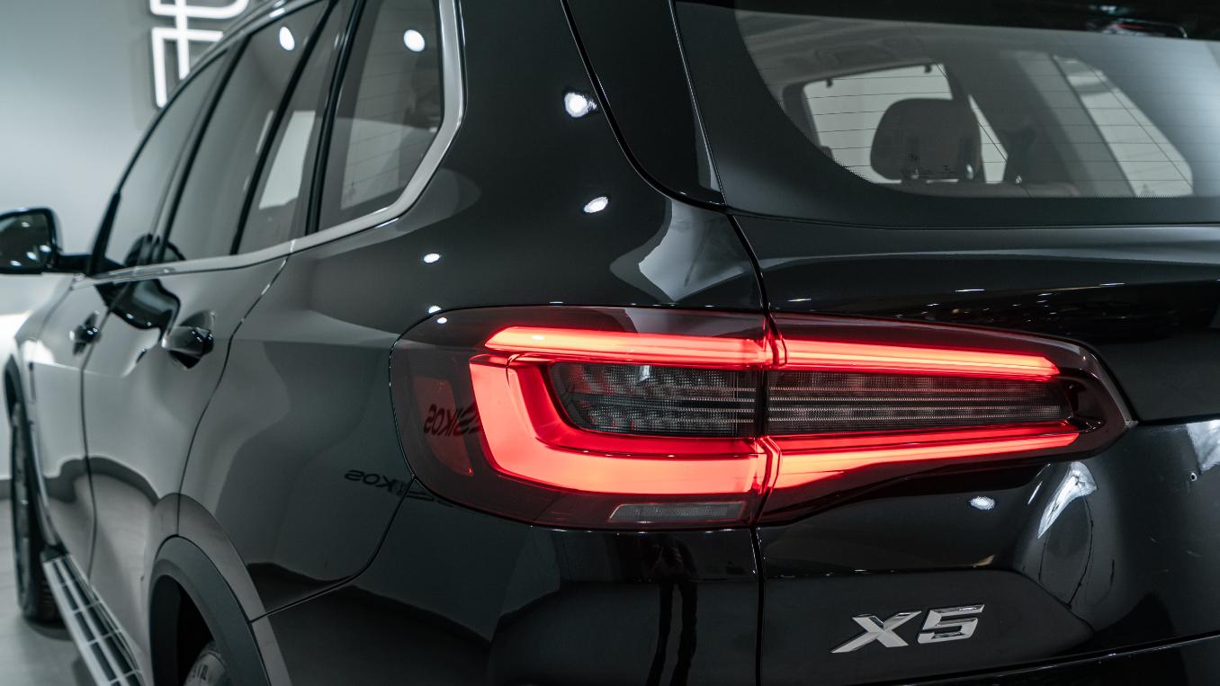 X5 - View model