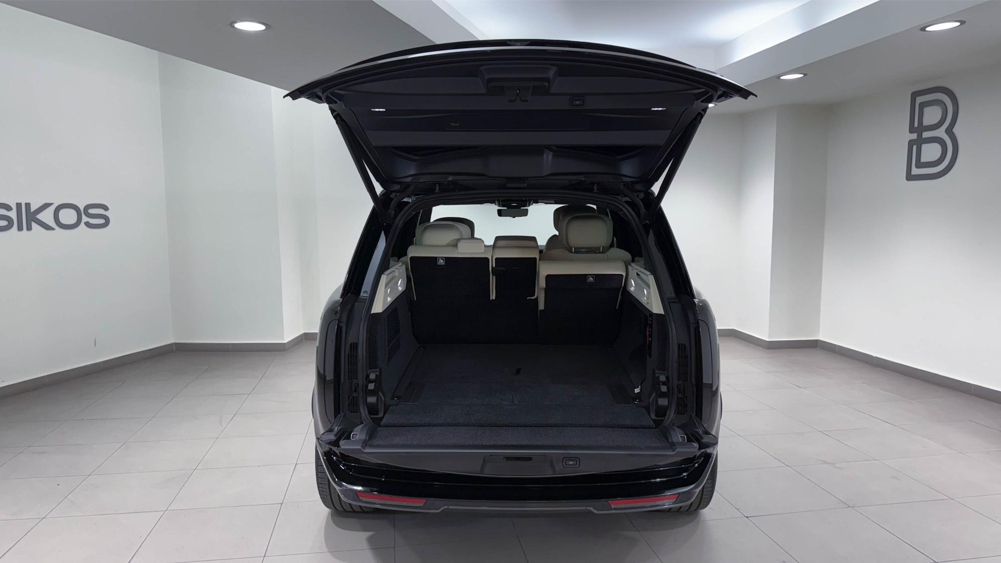 Range Rover - View model