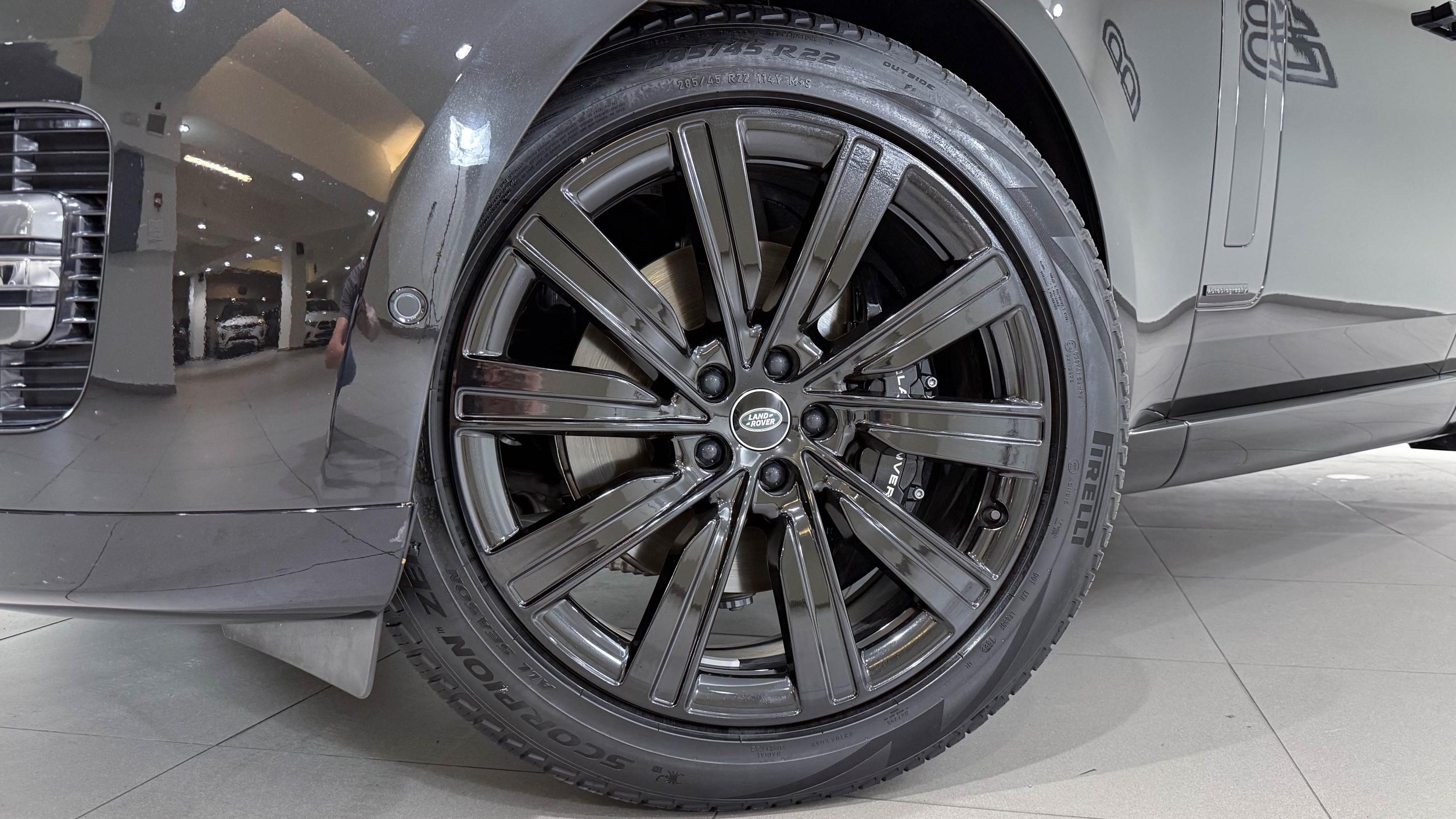 Range Rover - View model