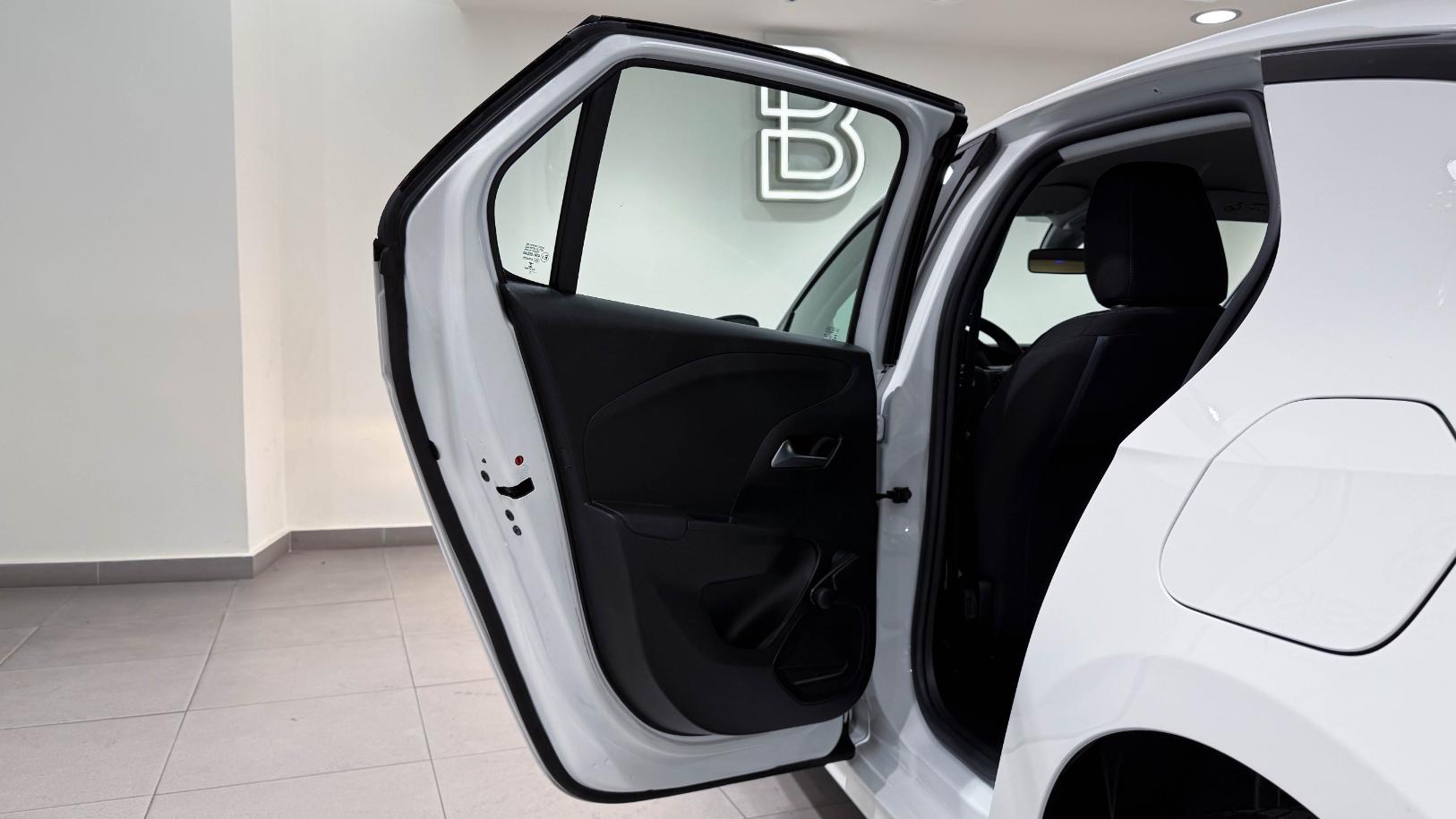 Corsa - View model