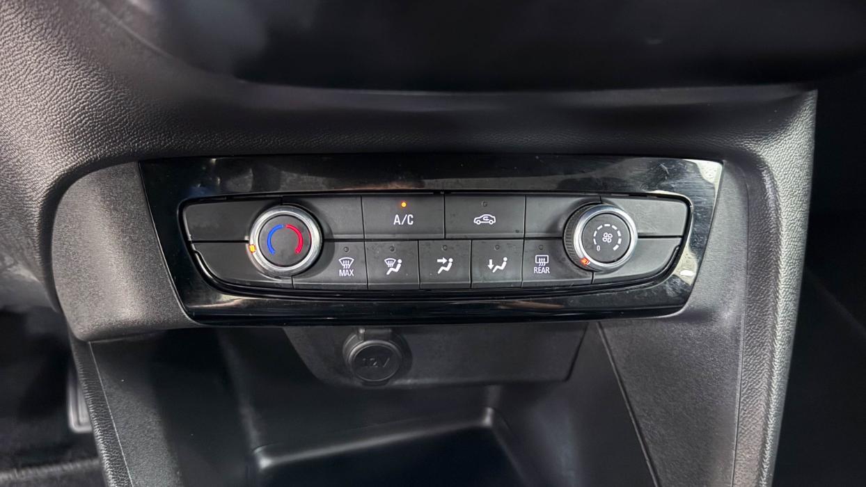 Corsa - View model