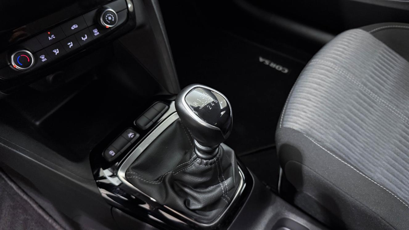 Corsa - View model