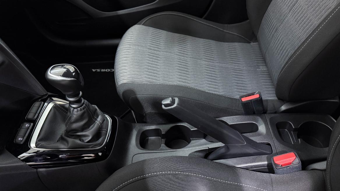 Corsa - View model