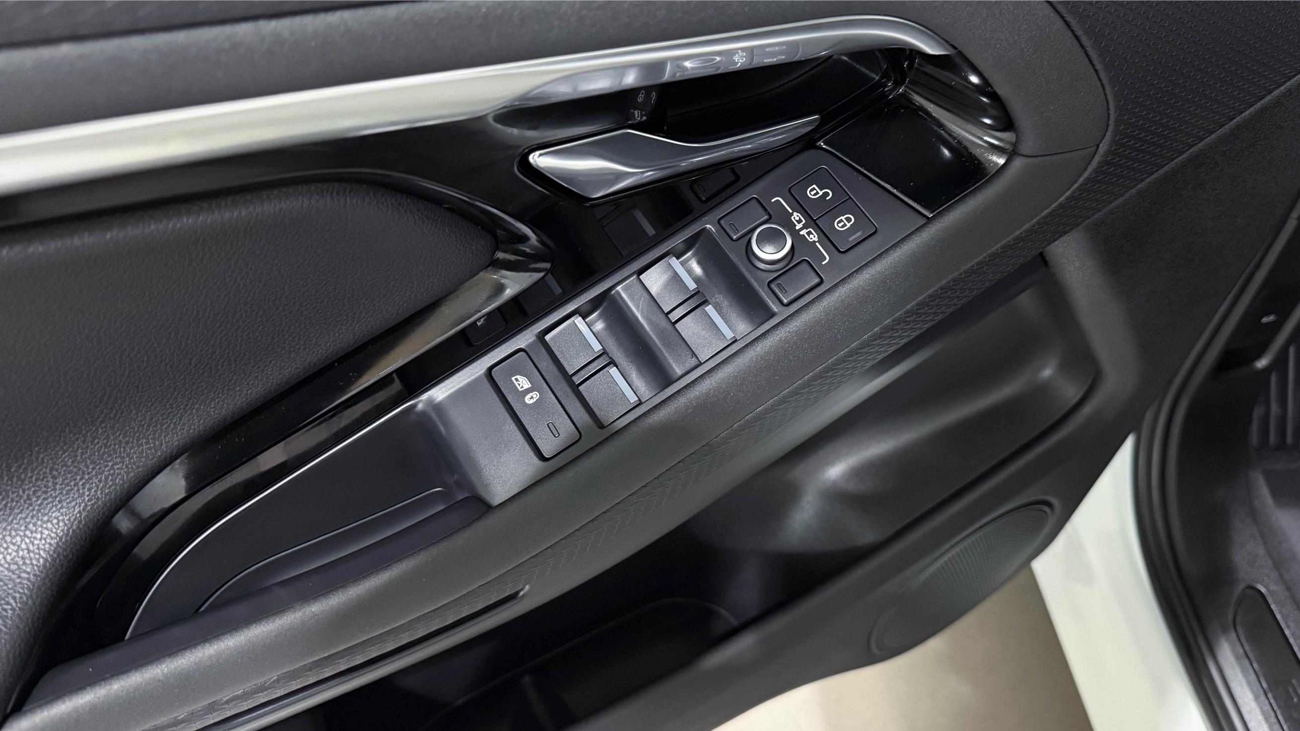 Range Rover Evoque - View model