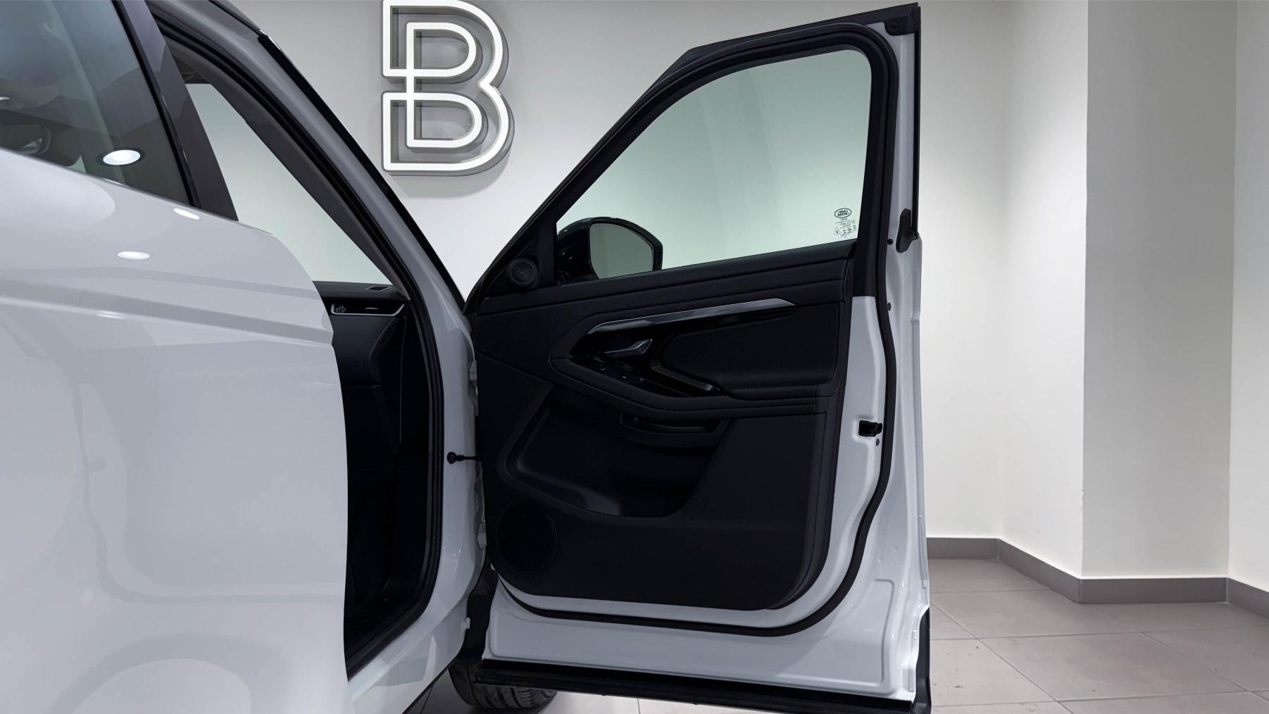 Range Rover Evoque - View model