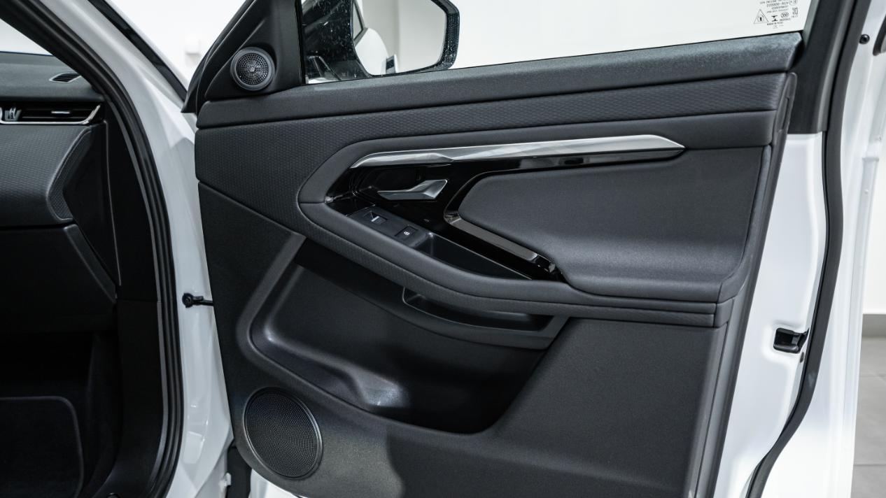 Range Rover Evoque - View model
